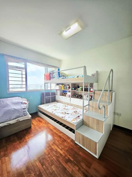 411B Fernvale Road HDB Flat For Sale at S$ 728,000 | PropertyGuru Singapore - Common Bedroom
