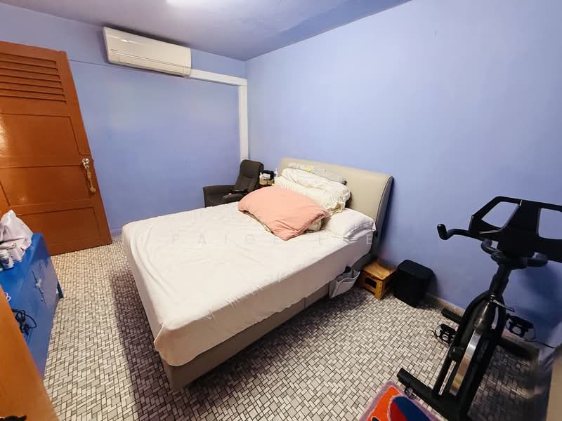 205 Toa Payoh North HDB Flat For Sale at S$ 399,999 | PropertyGuru Singapore - Bedroom