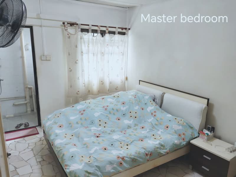 301 Ang Mo Kio Avenue 3 HDB Flat For Sale at S$ 470,888 | PropertyGuru Singapore - Master Bedroom