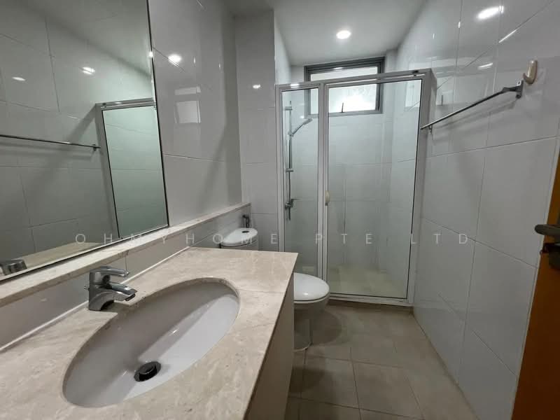 The Callista, 22 Mar Thoma Road, 3 Bedrooms, 1,130 sqft, Apartment For Rent, by JIMMY GIAM, 500088349 - Bathroom - PropertyGuru.com.sg