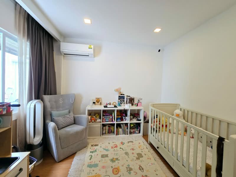 Clementi Park 3+2 Gem - So Secluded! Condominium For Sale at S$ 2,980,000 | PropertyGuru Singapore