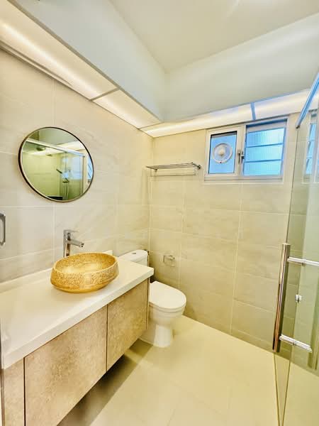 95C Henderson Road HDB Flat For Sale at S$ 1,468,000 | PropertyGuru Singapore - Bathroom
