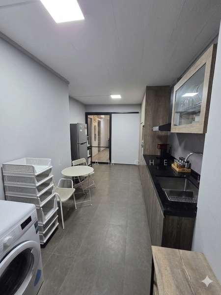 914 Tampines Street 91 HDB Flat For Sale at S$ 528,000 | PropertyGuru Singapore - Kitchen