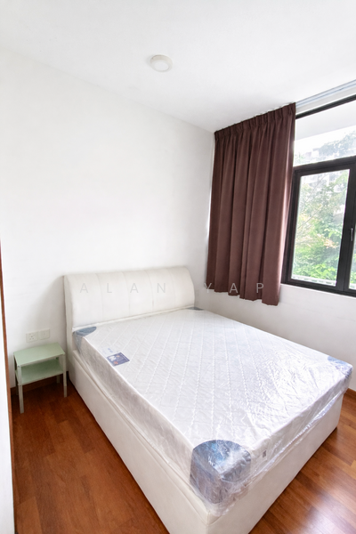 Urban Vista Condominium For Sale at S$ 750,000 | PropertyGuru Singapore - Bedroom