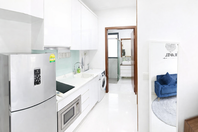 Urban Vista Condominium For Sale at S$ 750,000 | PropertyGuru Singapore - Kitchen