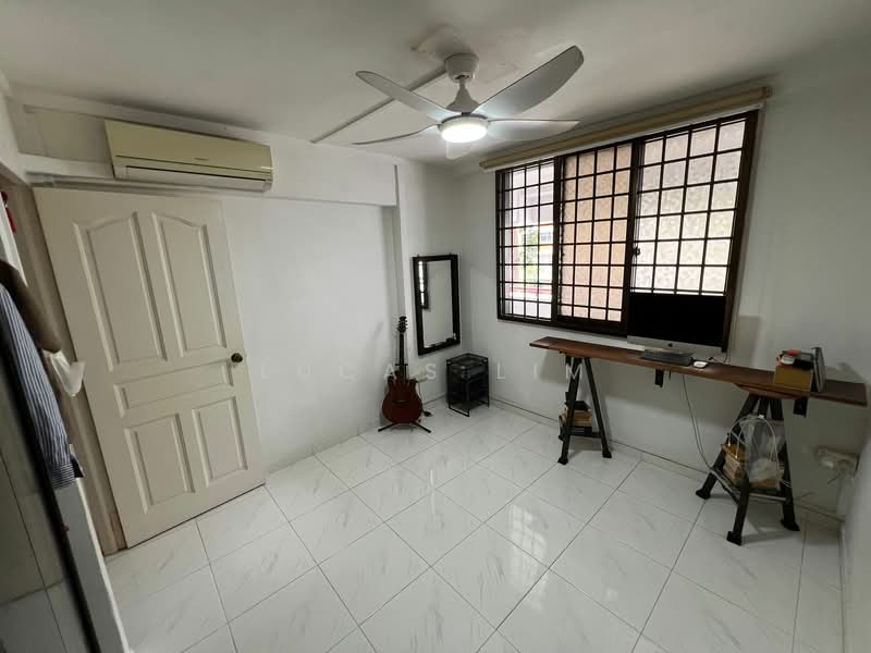 370 Bukit Batok Street 31 HDB Flat For Sale at S$ 550,000 | PropertyGuru Singapore - Room 1