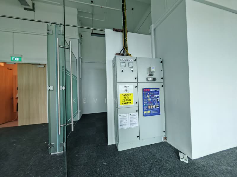CHEAP Partial Fitted B1 Near Vivo, Buona Vista / West Coast / Clementi New Town, 1,690 sqft, Light Industrial (B1) For Rent, by Kevin Lim, 500088403 - Interior - CommercialGuru.com.sg