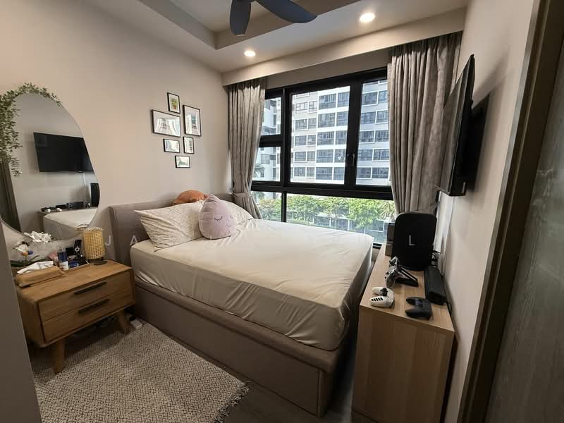 Lush Acres Condominium For Sale at S$ 2,400,000 | PropertyGuru Singapore - Bedroom