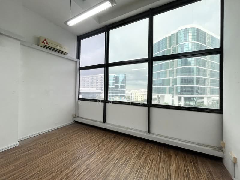 Oxley BizHub, 73 Ubi Road 1, 947 sqft, Office For Rent, by Rina Tan, 500088425 - Interior - CommercialGuru.com.sg