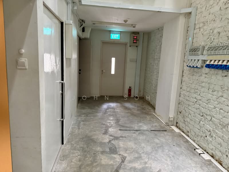 Bukit Pasoh Shophouse, Bukit Pasoh Road, 1,527 sqft, Office For Rent, by John Soh, 500088438 - Corridor - CommercialGuru.com.sg