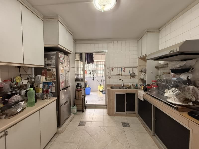 321 Tampines Street 33, 321 Tampines Street 33, 4 Bedrooms, 1,367 sqft, HDB Flat For Sale, by Cherry Ling, 500088441 - Kitchen - PropertyGuru.com.sg