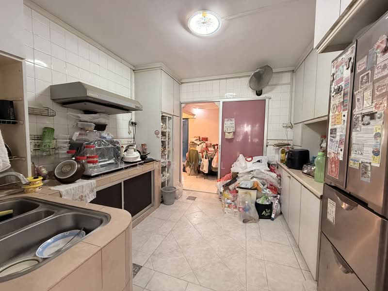 321 Tampines Street 33, 321 Tampines Street 33, 4 Bedrooms, 1,367 sqft, HDB Flat For Sale, by Cherry Ling, 500088441 - Kitchen - PropertyGuru.com.sg