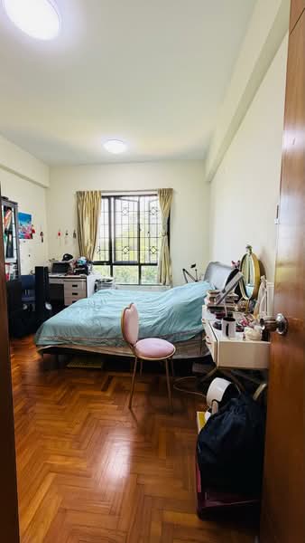 Regent Heights Condominium For Sale at S$ 1,360,000 | PropertyGuru Singapore - Bedroom