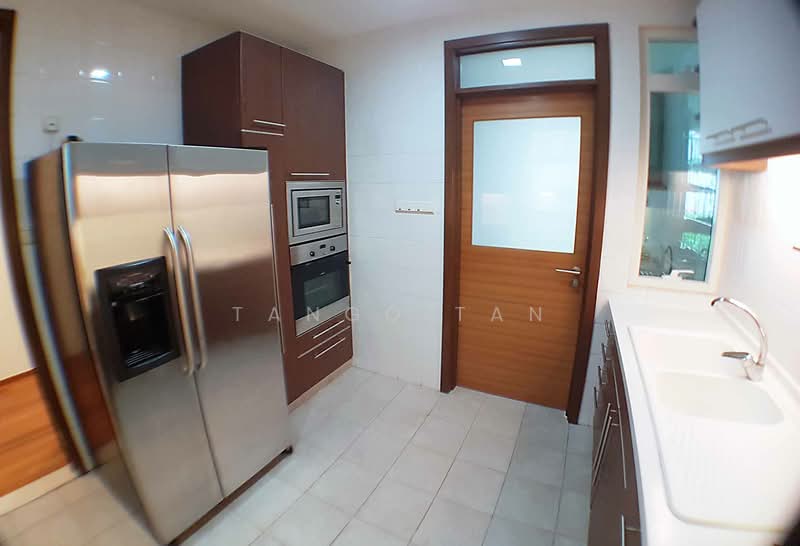 Gallop Green Cluster House For Sale at S$ 9,800,000 | PropertyGuru Singapore - Kitchen