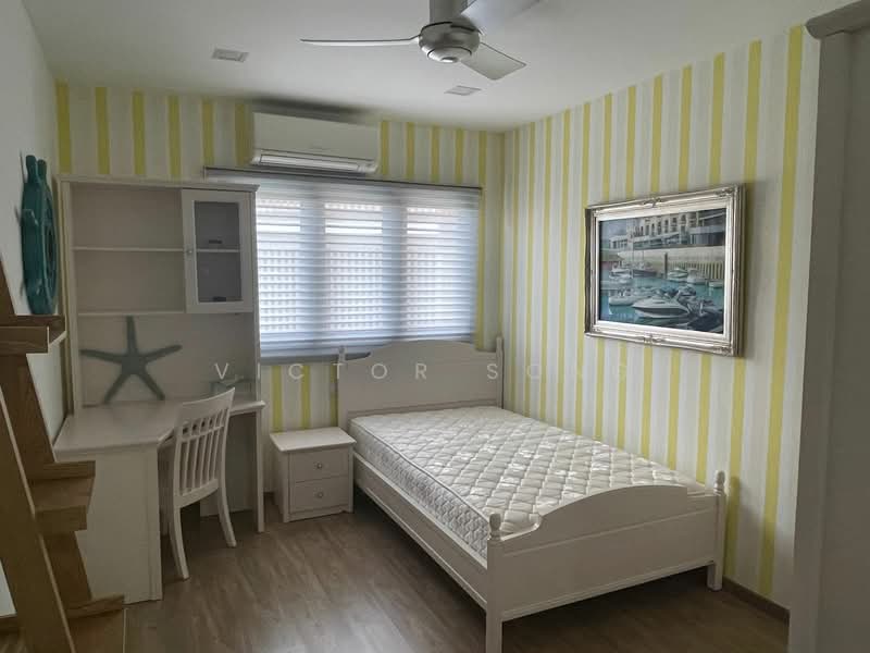 Leith Park / Leith Road / Jansen Road / Rosyth Road Terraced House For Sale at S$ 4,580,000 | PropertyGuru Singapore - Bedroom