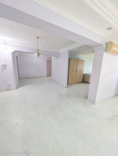 463 Pasir Ris Street 41 HDB Flat For Sale at S$ 880,000 | PropertyGuru Singapore - Living Room