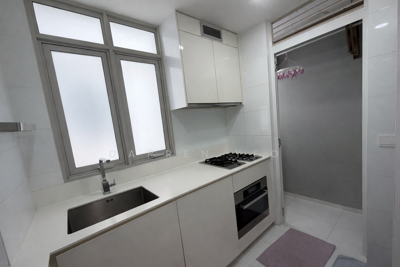 RV Residences, 471 River Valley Road, 3 Bedrooms, 850 sqft, Condominium For Rent, by Darren Yeo, 500088537 - Kitchen - PropertyGuru.com.sg