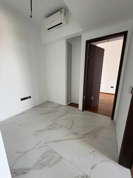 Claydence Apartment For Sale at S$ 3,282,500 | PropertyGuru Singapore - Interior