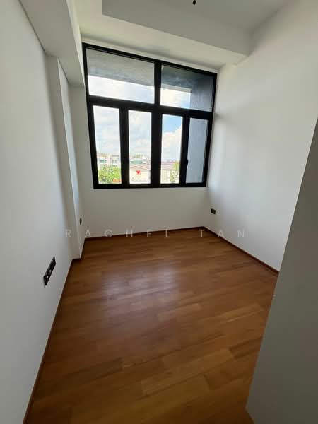 Claydence Apartment For Sale at S$ 3,282,500 | PropertyGuru Singapore - Interior