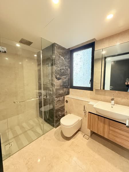 Pullman Residences, 18 Dunearn Road, 3 Bedrooms, 1,281 sqft, Condominium For Rent, by Indira Malinda, 500088555 - Bathroom - PropertyGuru.com.sg