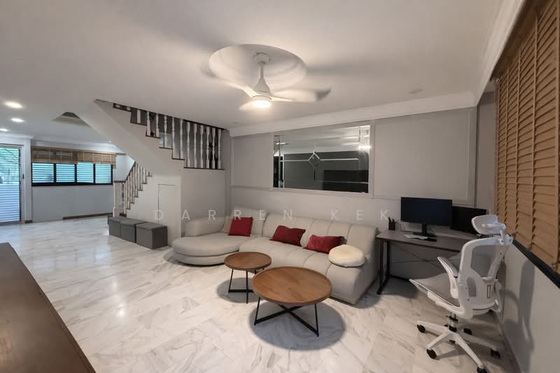 161 Yung Ping Road HDB Flat For Sale at S$ 840,000 | PropertyGuru Singapore - Living Room