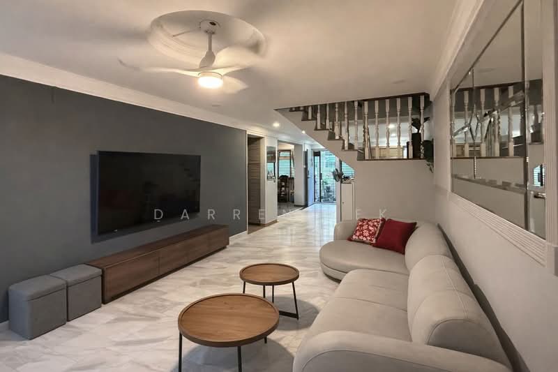 161 Yung Ping Road HDB Flat For Sale at S$ 840,000 | PropertyGuru Singapore - Living Room