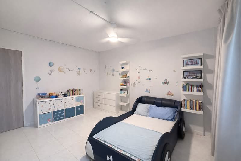 161 Yung Ping Road HDB Flat For Sale at S$ 840,000 | PropertyGuru Singapore - Bedroom