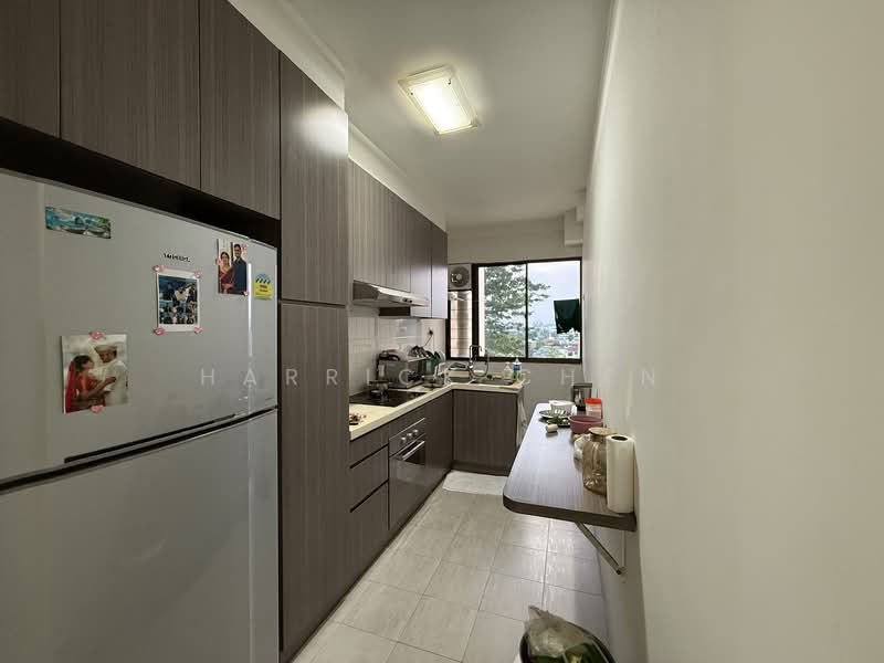 Hillcrest Arcadia Condominium For Sale at S$ 1,299,000 | PropertyGuru Singapore - Kitchen