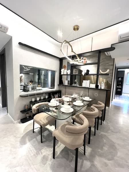 The LakeGarden Residences Condominium For Sale at S$ 3,178,000 | PropertyGuru Singapore - Dining Room