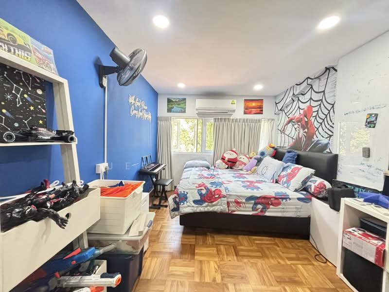 Hillview Crescent Corner Terrace For Sale at S$ 6,999,000 | PropertyGuru Singapore - Bedroom