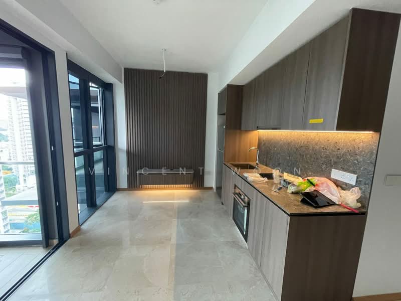 Fyve Derbyshire Condominium For Sale at S$ 1,738,888 | PropertyGuru Singapore - Kitchen