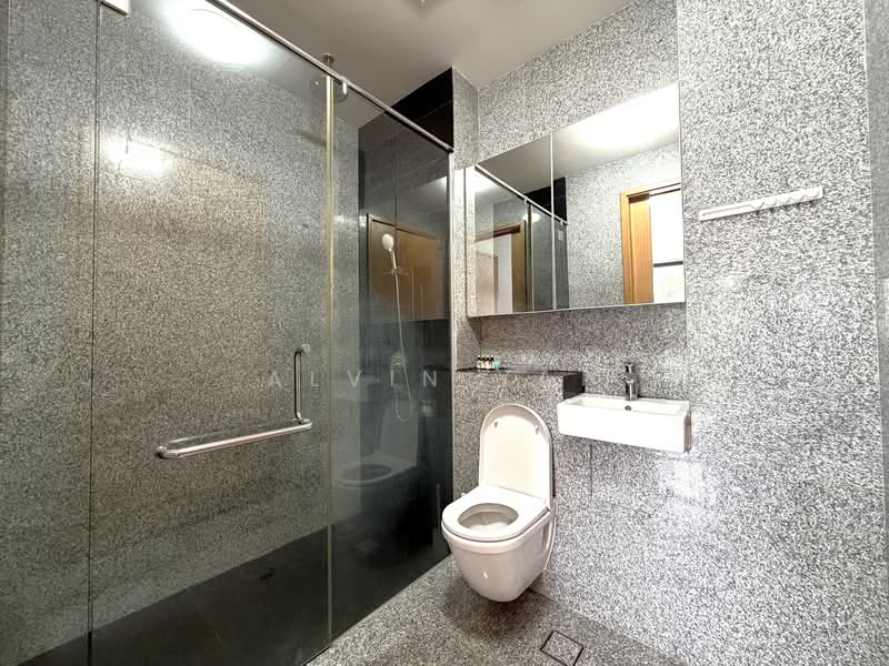 Daisy Suites, 35 Daisy Road Singapore, 2 Bedrooms, 646 sqft, Apartment For Rent, by Alvin Yap, 500088623 - Bathroom - PropertyGuru.com.sg