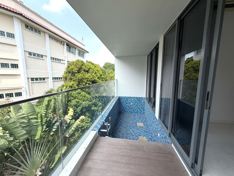 Daisy Suites, 35 Daisy Road Singapore, 2 Bedrooms, 646 sqft, Apartment For Rent, by Alvin Yap, 500088623 - Balcony - PropertyGuru.com.sg