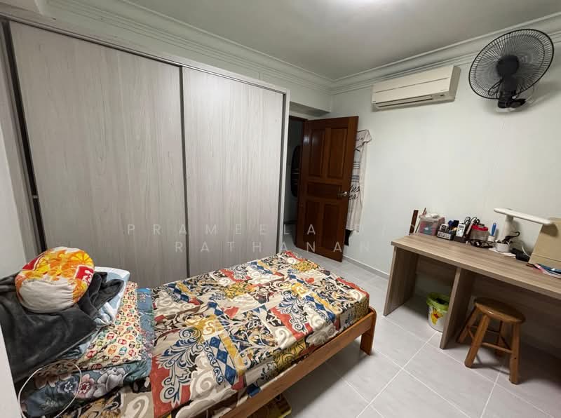 288D Jurong East Street 21, 288D Jurong East Street 21, 3 Bedrooms, 1,324 sqft, HDB Flat For Rent, by Prameela D/O Rathanan, 500088626 - Bedroom - PropertyGuru.com.sg