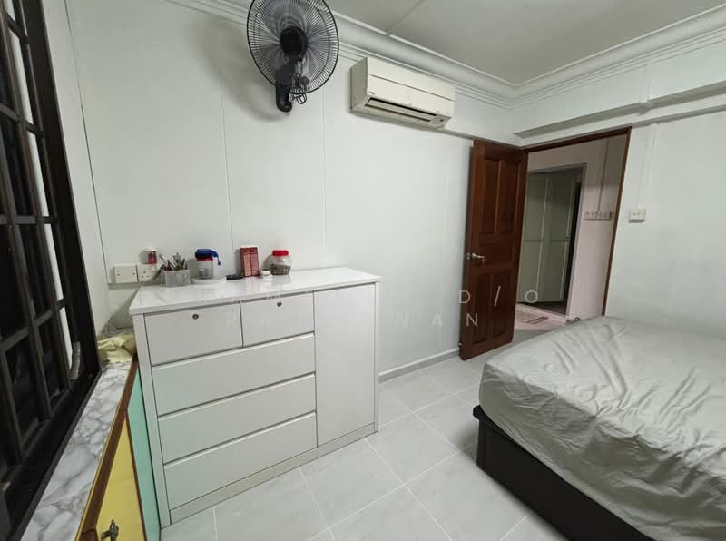 288D Jurong East Street 21, 288D Jurong East Street 21, 3 Bedrooms, 1,324 sqft, HDB Flat For Rent, by Prameela D/O Rathanan, 500088626 - Bedroom - PropertyGuru.com.sg