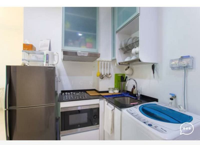 Parc Rosewood Condominium For Sale at S$ 708,888 | PropertyGuru Singapore - Kitchen