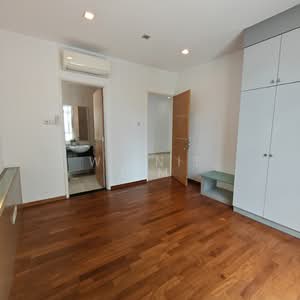 For Rent - The Champagne