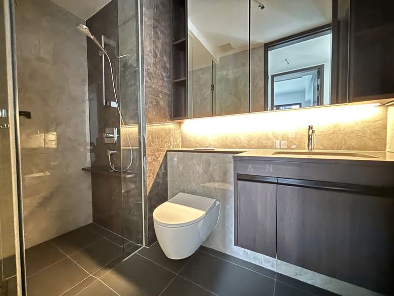 Tembusu Grand Condominium For Sale at S$ 2,180,000 | PropertyGuru Singapore - Bathroom