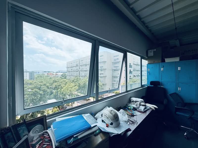 Pioneer Point, 5 Soon Lee Street, 1,044 sqft, Factory / Workshop (B2) For Sale, by John Chong, 500088670 - View - CommercialGuru.com.sg