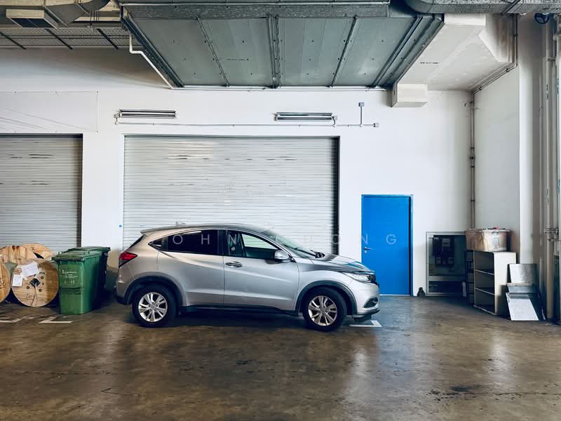 Pioneer Point, 5 Soon Lee Street, 1,044 sqft, Factory / Workshop (B2) For Sale, by John Chong, 500088670 - Car Park - CommercialGuru.com.sg