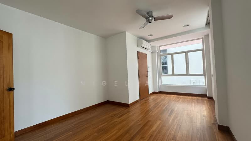 D19 3.5 Sty Corner Terrace @ Realty Park Corner Terrace For Sale at S$ 6,500,000 | PropertyGuru Singapore - Interior