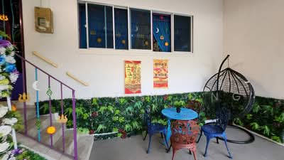 For Sale - 228 Tampines Street 23