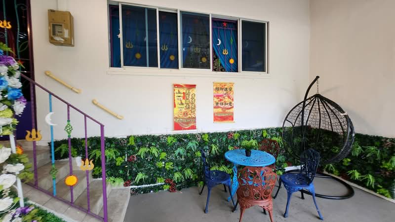 228 Tampines Street 23 HDB Flat For Sale at S$ 620,000 | PropertyGuru Singapore - Exterior