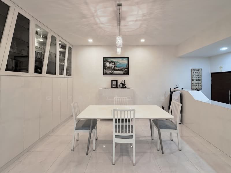 Le Conney Park Apartment For Sale at S$ 1,890,000 | PropertyGuru Singapore - Dining Room