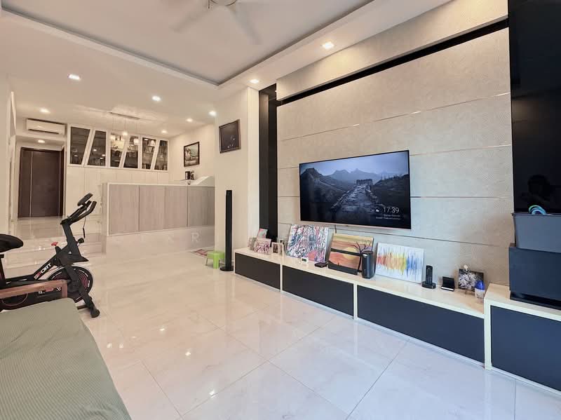 Le Conney Park Apartment For Sale at S$ 1,890,000 | PropertyGuru Singapore - Living Room