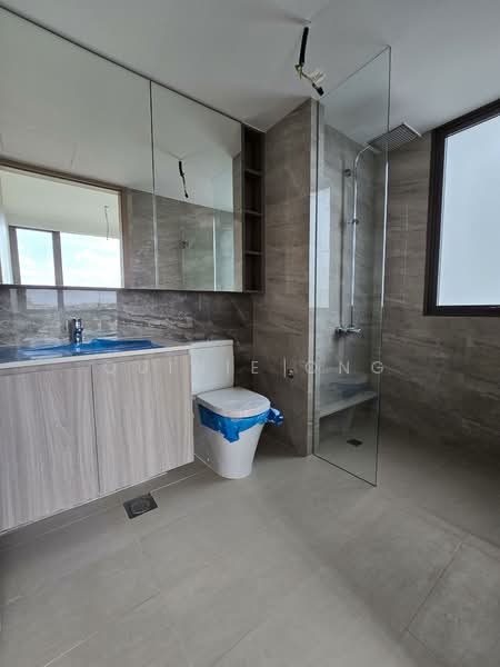 The Botany at Dairy Farm, 5 Dairy Farm Walk, 3 Bedrooms, 926 sqft, Condominium For Rent, by Quinie Ong, 500088694 - Bathroom - PropertyGuru.com.sg