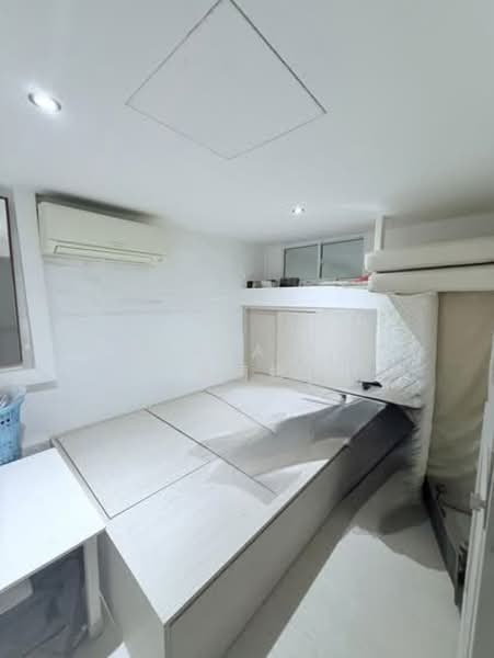 For Rent - Shamrock Park