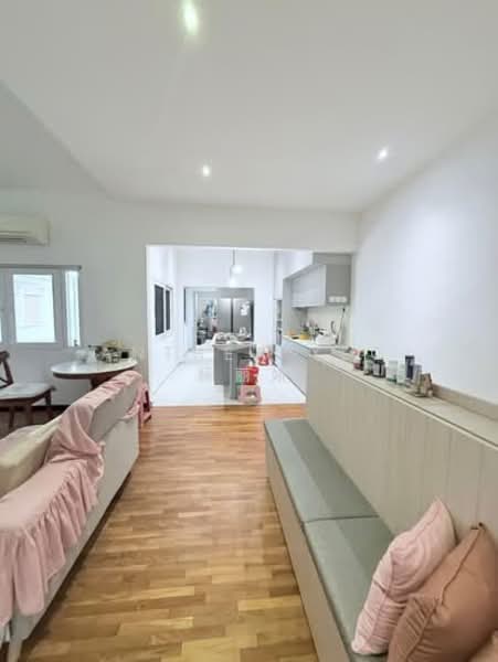 For Rent - Shamrock Park