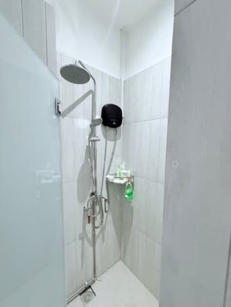 For Rent - Shamrock Park