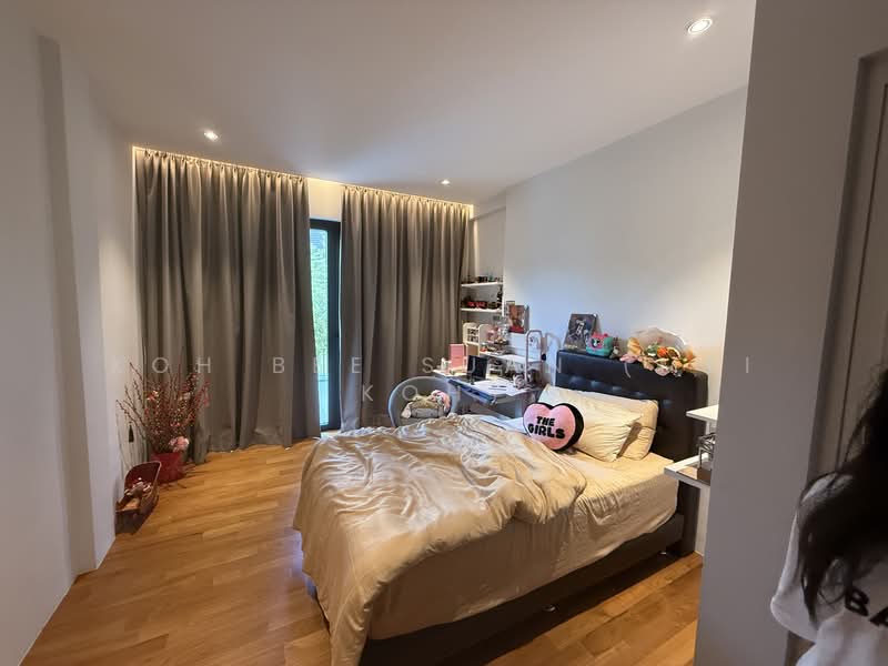 Holland garden, , 5 Bedrooms, 4,000 sqft, Semi-Detached House For Rent, by Koh Bee Suan (Mei Koh), 500088718 - Bedroom - PropertyGuru.com.sg